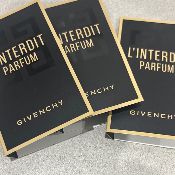 Givenchy L'Interdit Sample discovery set - Picture 1 of 2